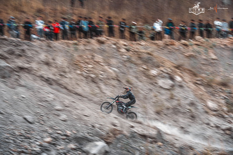 MotoTec 12000w Venom 72v  Electric Dirt Bike