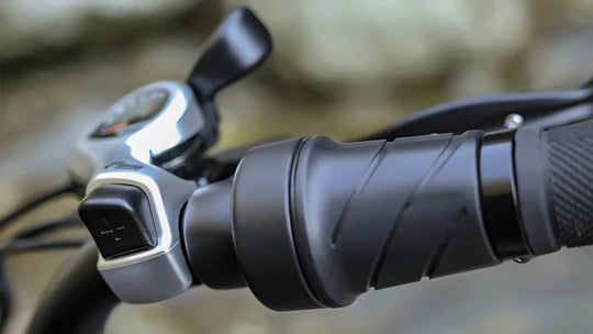 Electric Bike Himiway Cruiser Black Throttle