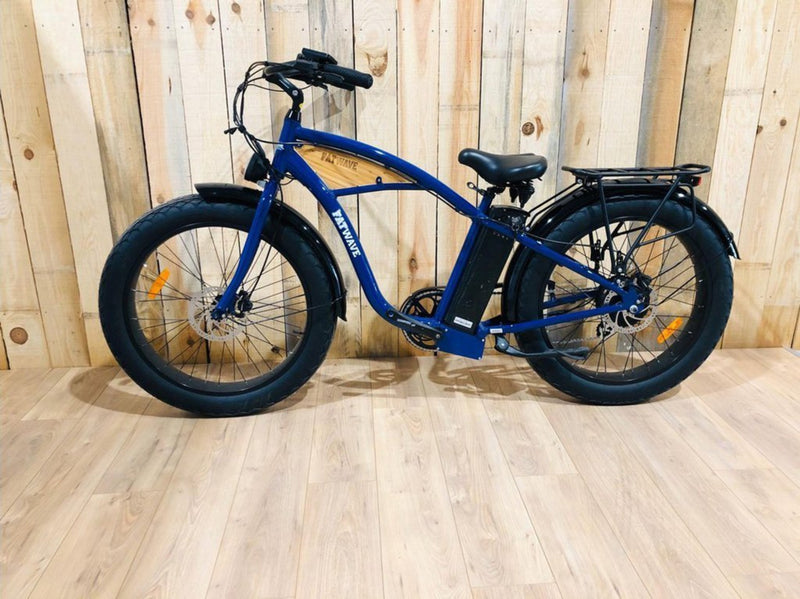 T4B 500W Beach Cruiser Fatbike Fatwave High Step side of blue bicycle