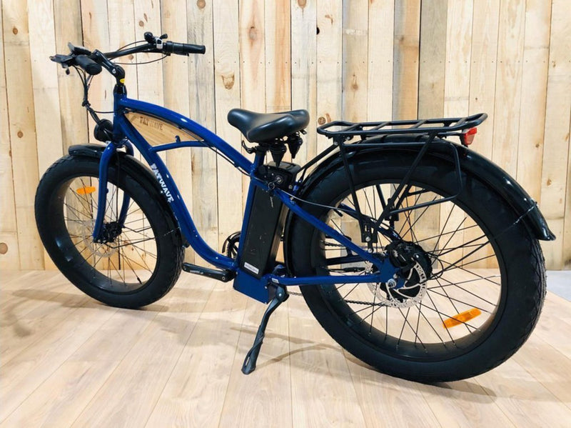 T4B 500W Beach Cruiser Fatbike Fatwave High Step rear of blue bicycle