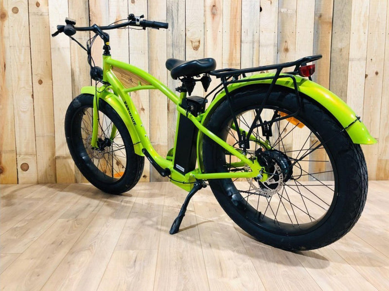 T4B 500W Beach Cruiser Fatbike Fatwave High Step rear of green bicycle