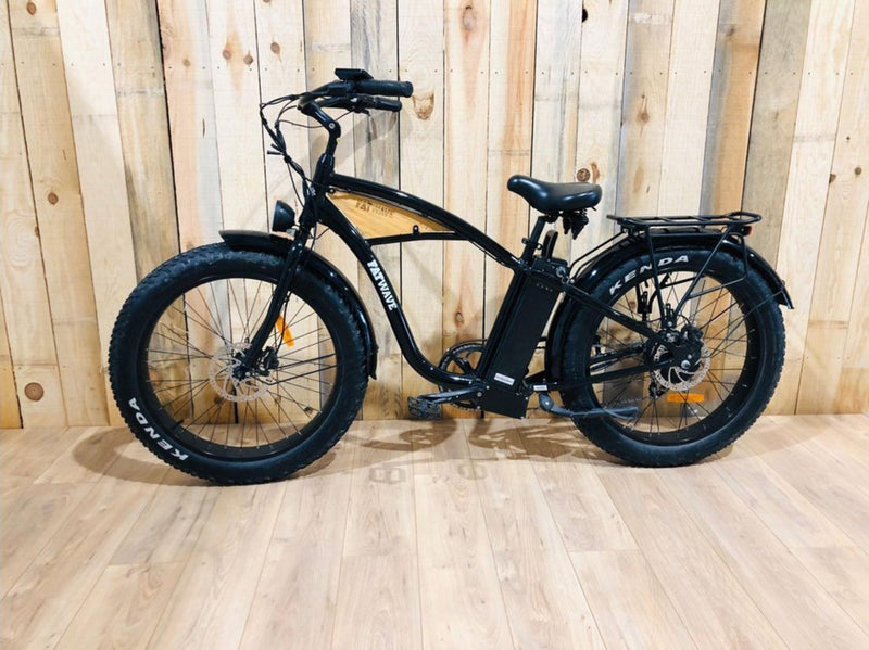 T4B 500W Beach Cruiser Fatbike Fatwave High Step side of black bicycle