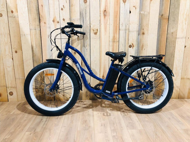 T4B 500W Beach Cruiser Fatbike Fatwave Low Step side of dark blue bicycle