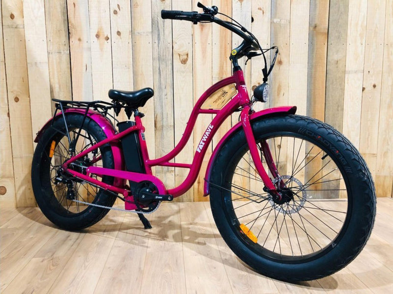 T4B 500W Beach Cruiser Fatbike Fatwave Low Step front of pink bicycle