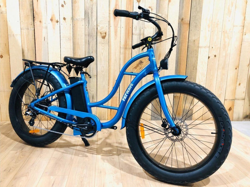T4B 500W Beach Cruiser Fatbike Fatwave Low Step front of blue bicycle