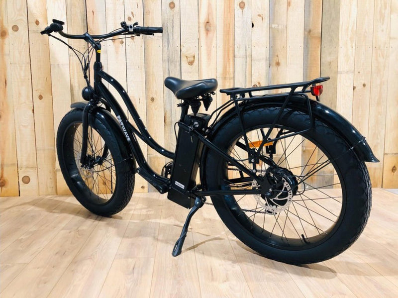 T4B 500W Beach Cruiser Fatbike Fatwave Low Step rear of black bicycle